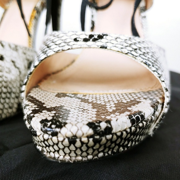 Shoedazzle chatelle heels - Picture 5 of 8